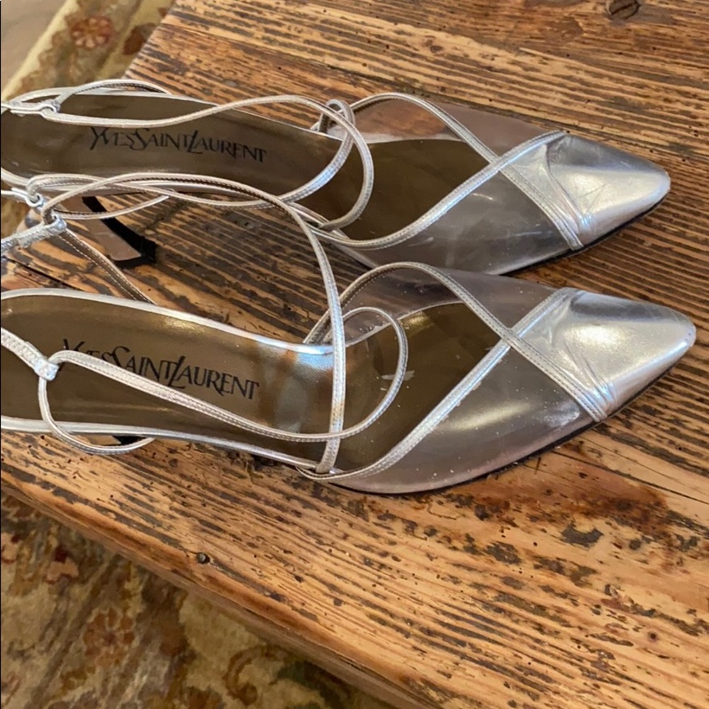 Evening shoes